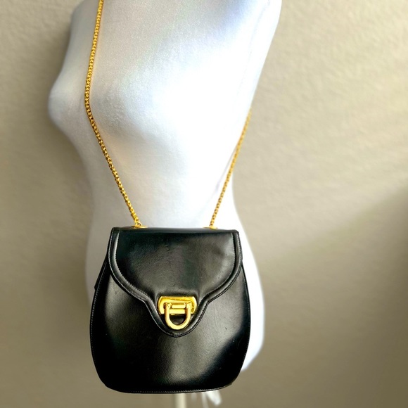 Frenchy of California Handbags - WOMEN’S vintage black handbag